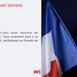 Robin porte un drapeau français